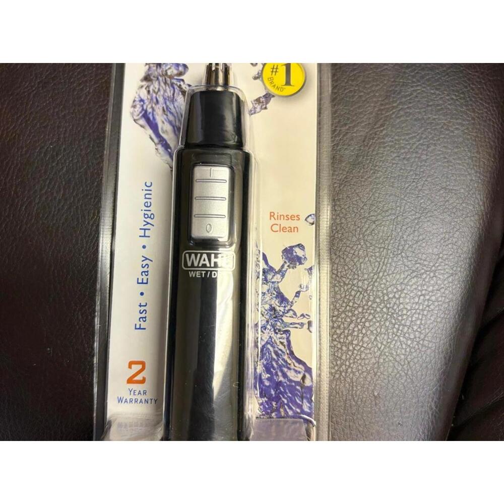Wahl Nose, Ear & Brow Trimmer Wet/Dry with Rotary Head Blade
